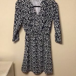 H&M 3/4 sleeve dress in size 4 animal print